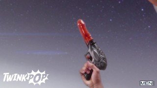 TWINKPOP – Cosplay Fans Dante Colle, Theo Brady, Felix Fox & Nick LA Blast Each Other’s Holes